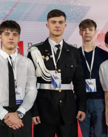 QB_wc9-uDWVDbxtYnNnFNZaAzE5-fcMFrRlUtjLGIrzcHC2muNVBOobYGab_2SmMpkj4kk_R1-H5lK48NVugotxH